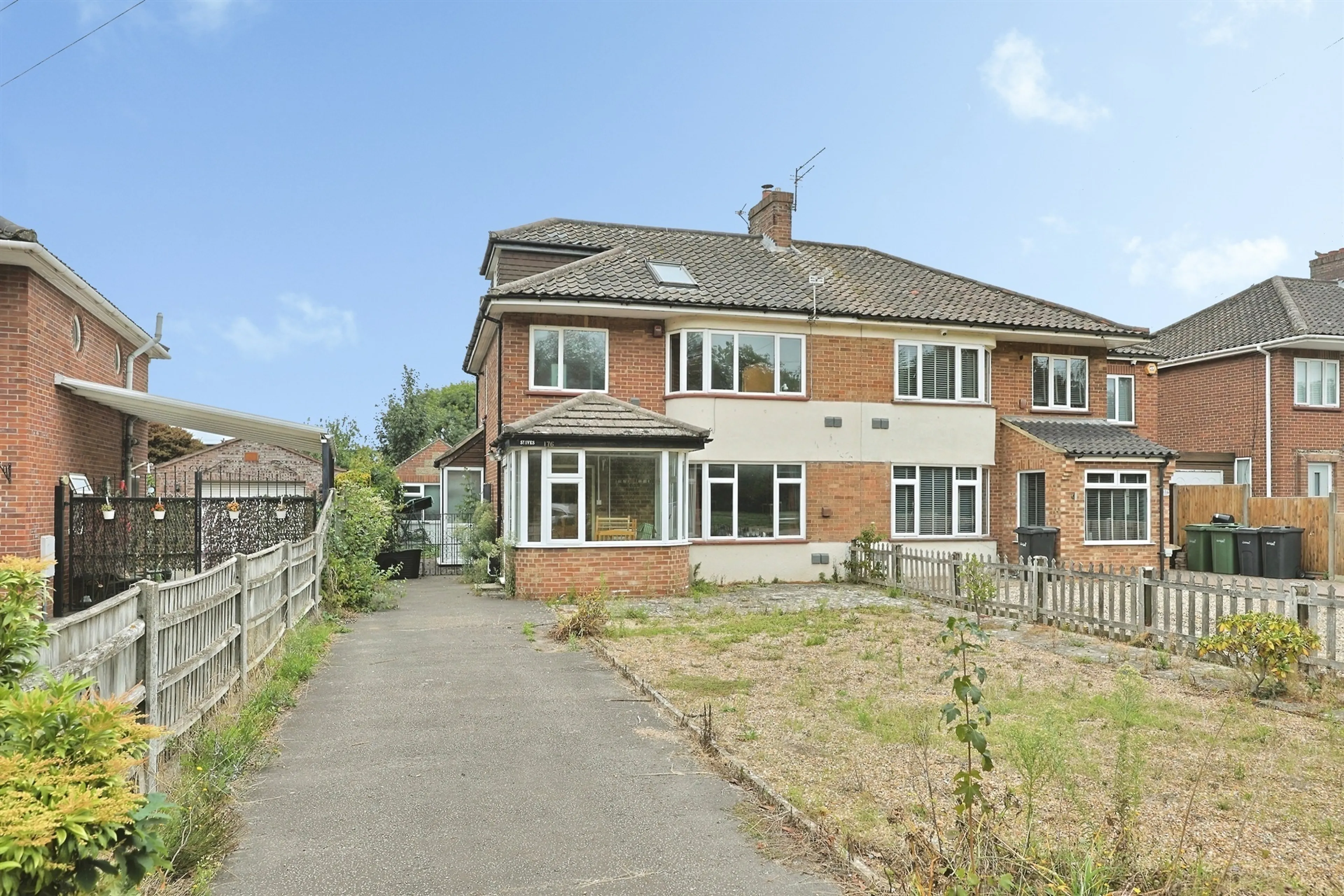 Property photo 0