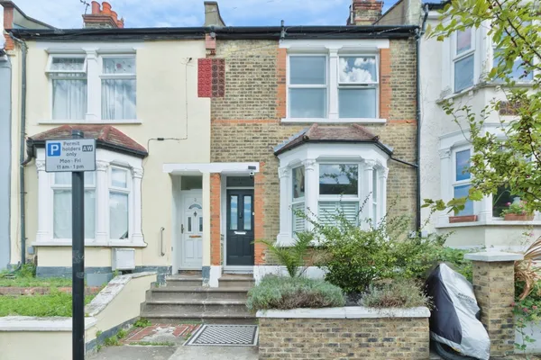 Shieldhall Street, London, SE2