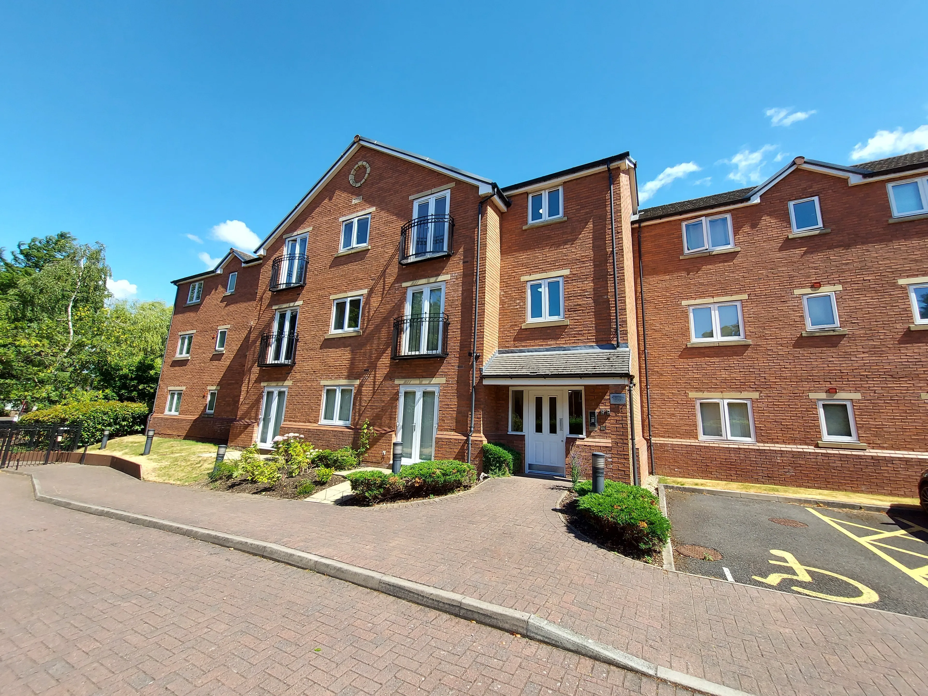 Property photo 0
