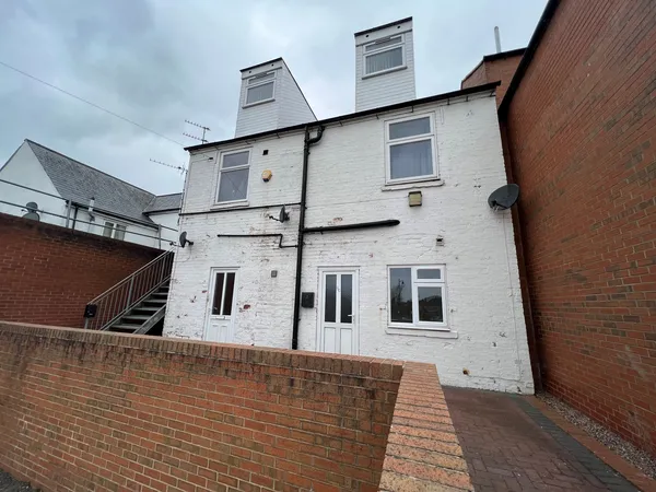 High Street, Chasetown, WS7 3XF
