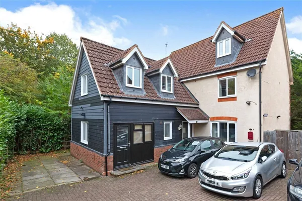 Foxley Place, Loughton, Milton Keynes...
