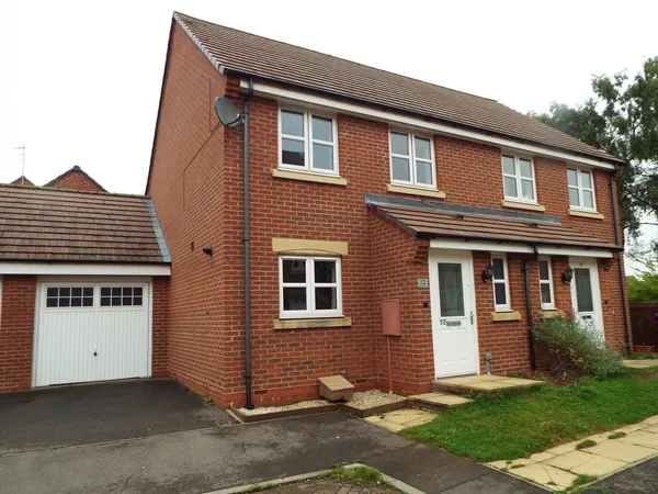 Brodie Close, Rugby, CV21