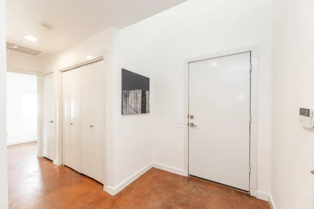 2714 Chenevert St, Houston, TX 77004