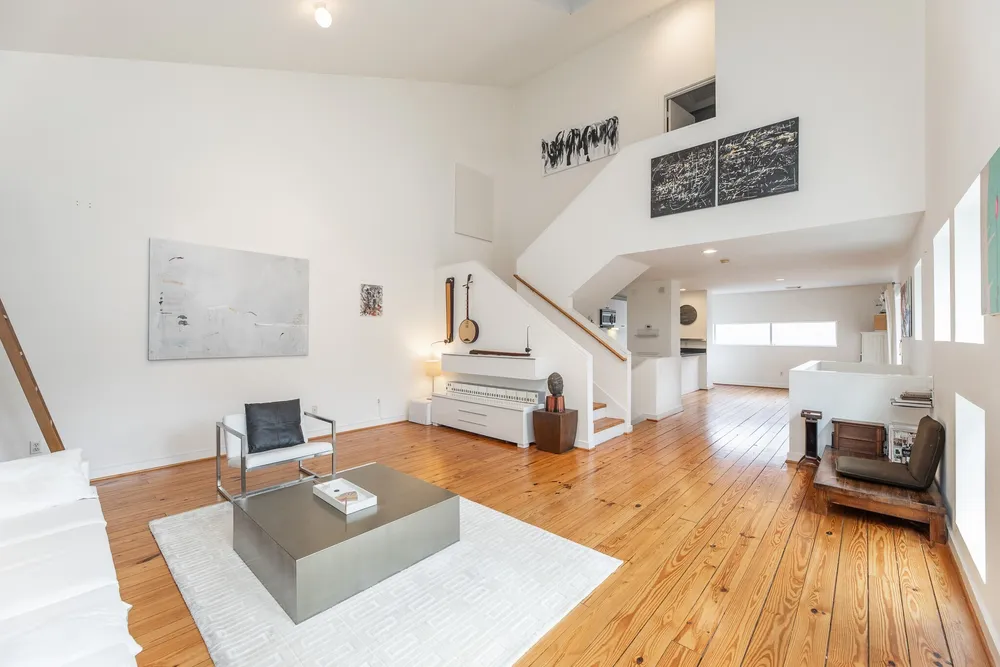 2714 Chenevert St, Houston, TX 77004
