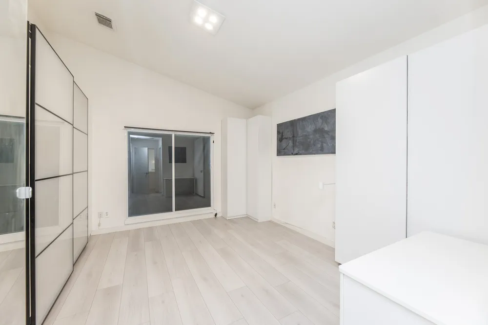 2714 Chenevert St, Houston, TX 77004