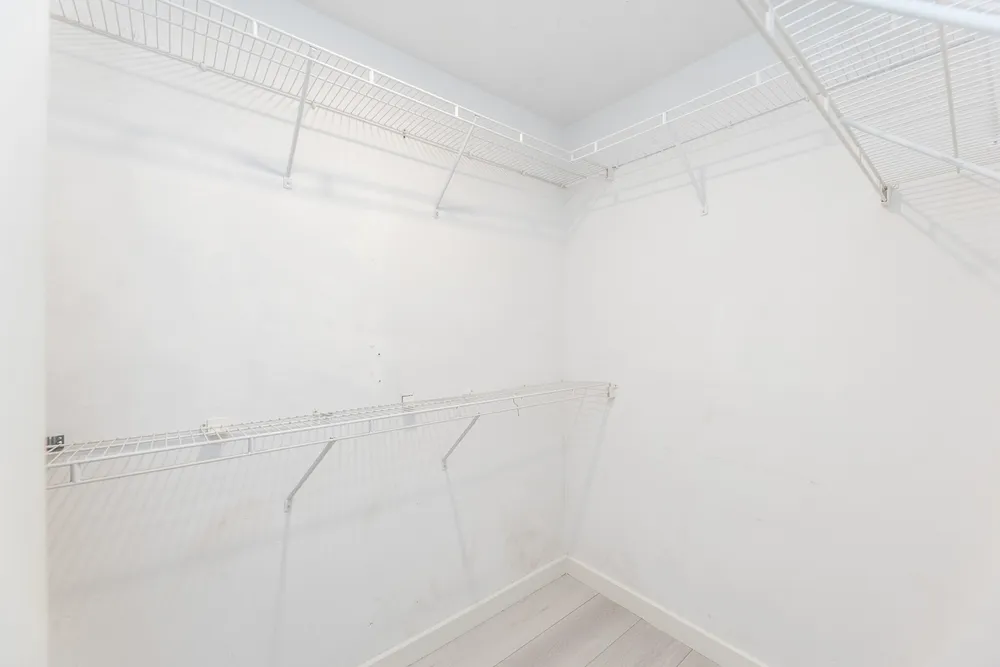 2714 Chenevert St, Houston, TX 77004