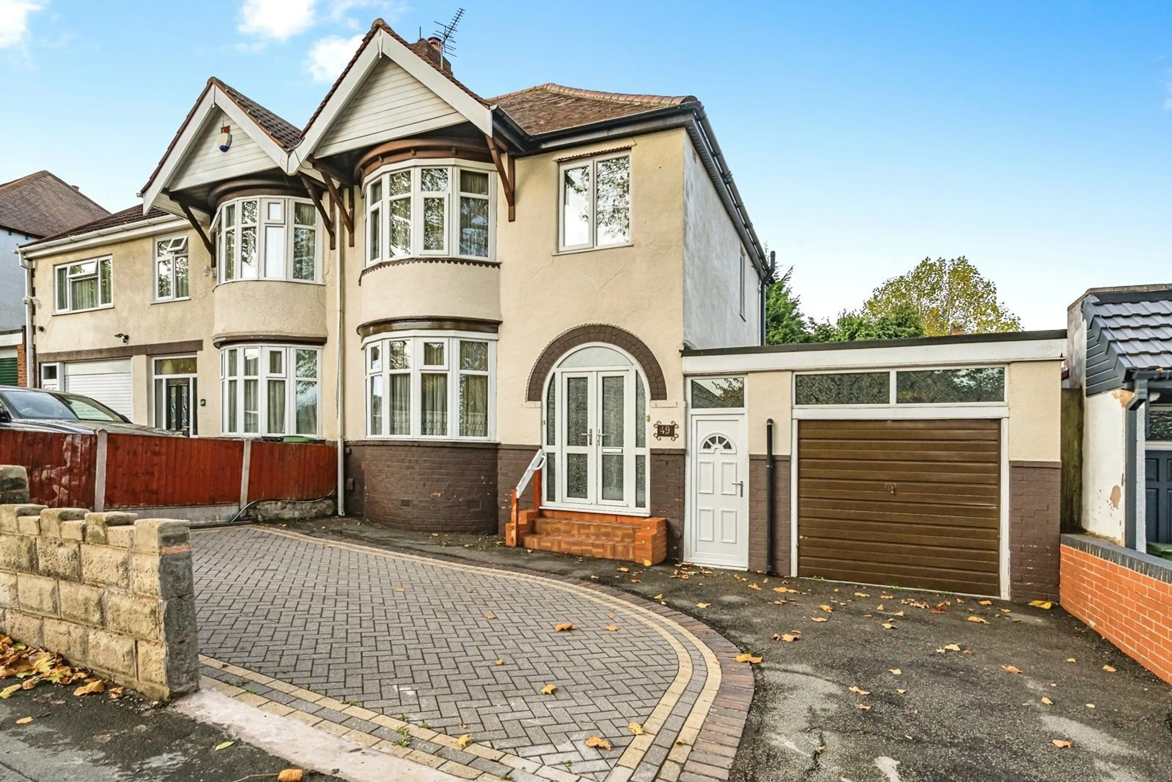 Property photo 0