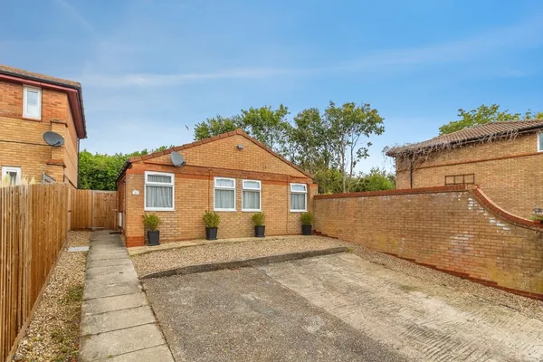 Silicon Court, Shenley Lodge, Milton ...