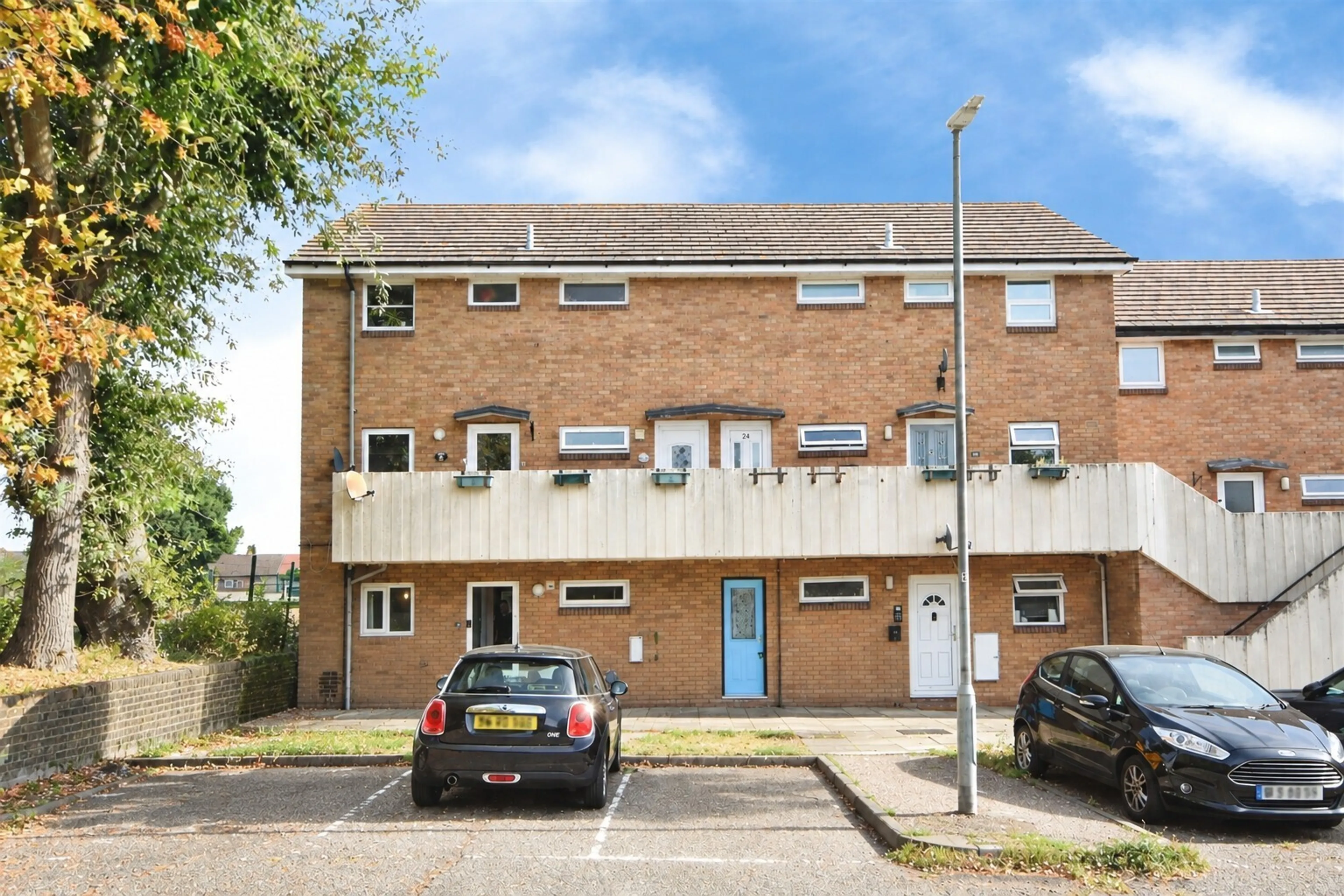 Property photo 0