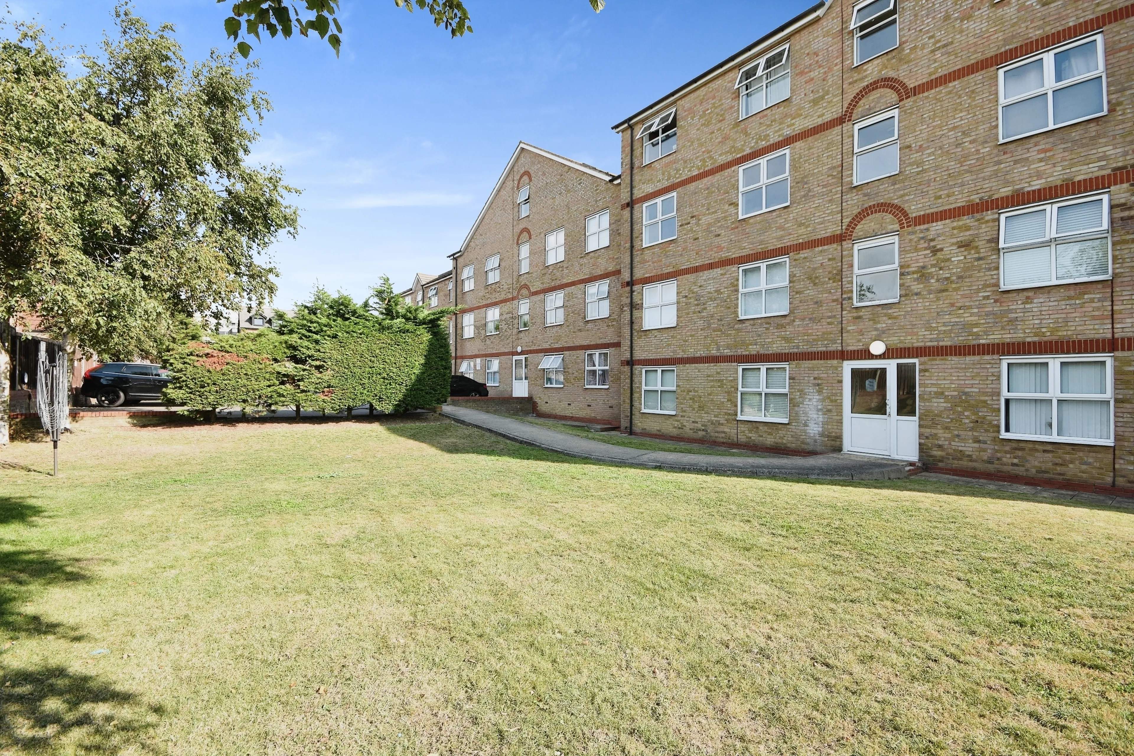 Property photo 0