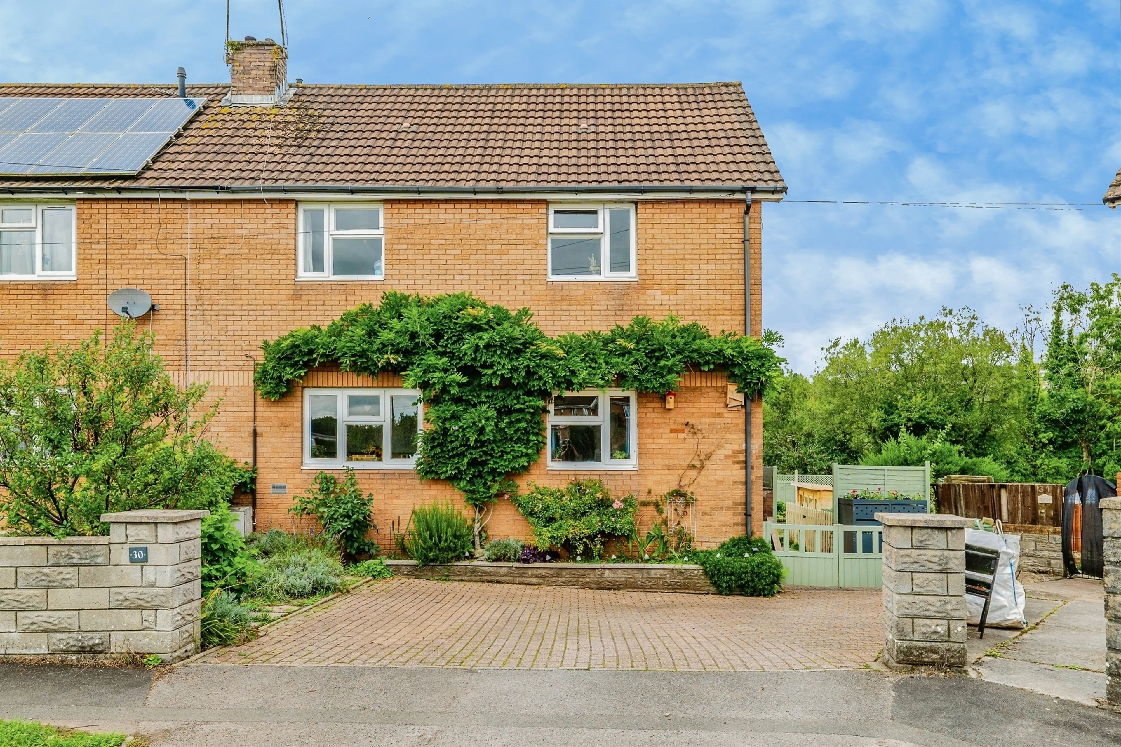 Property at Trenos Place, Llanharan, Pontyclun