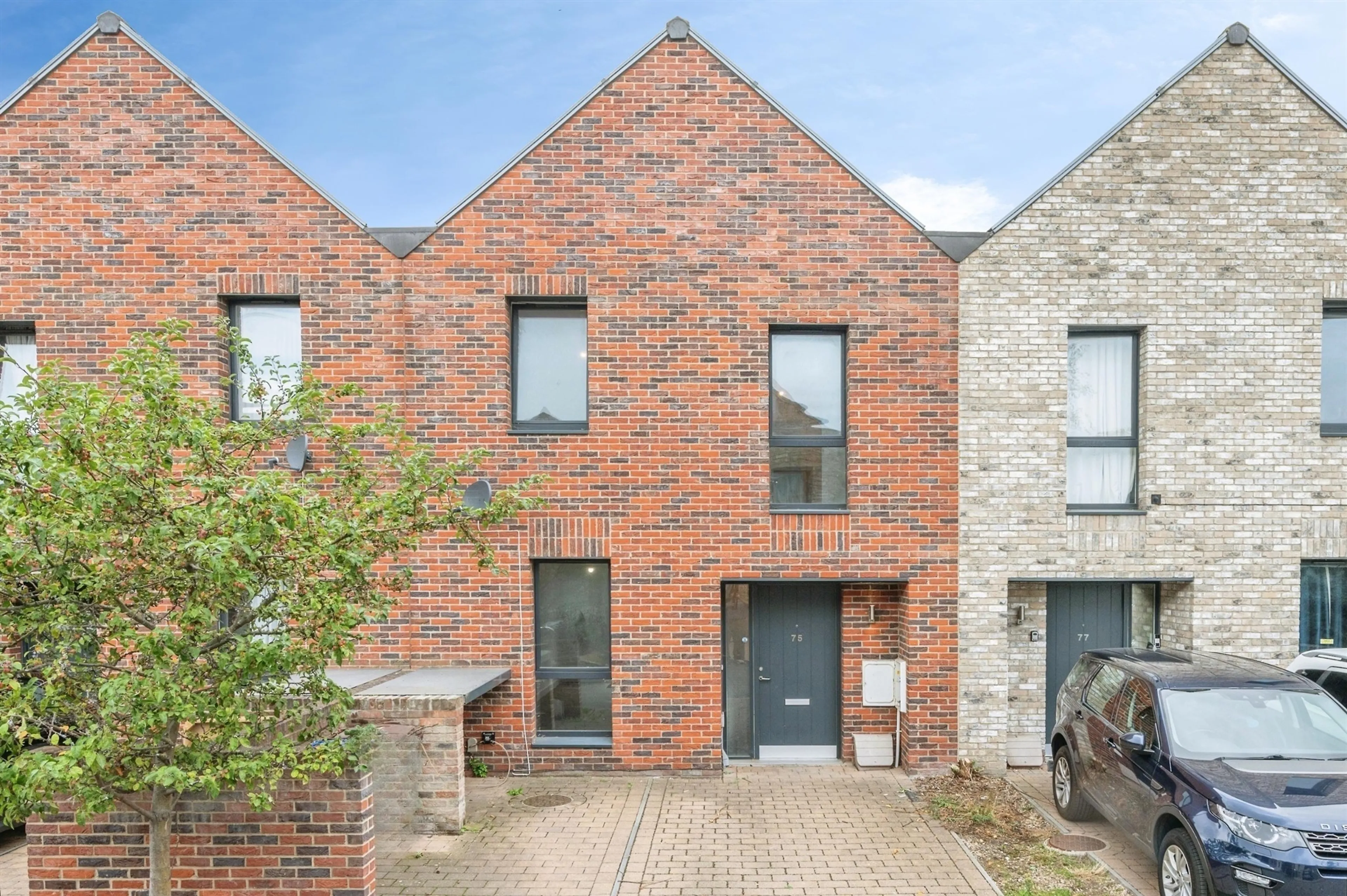 Property photo 0