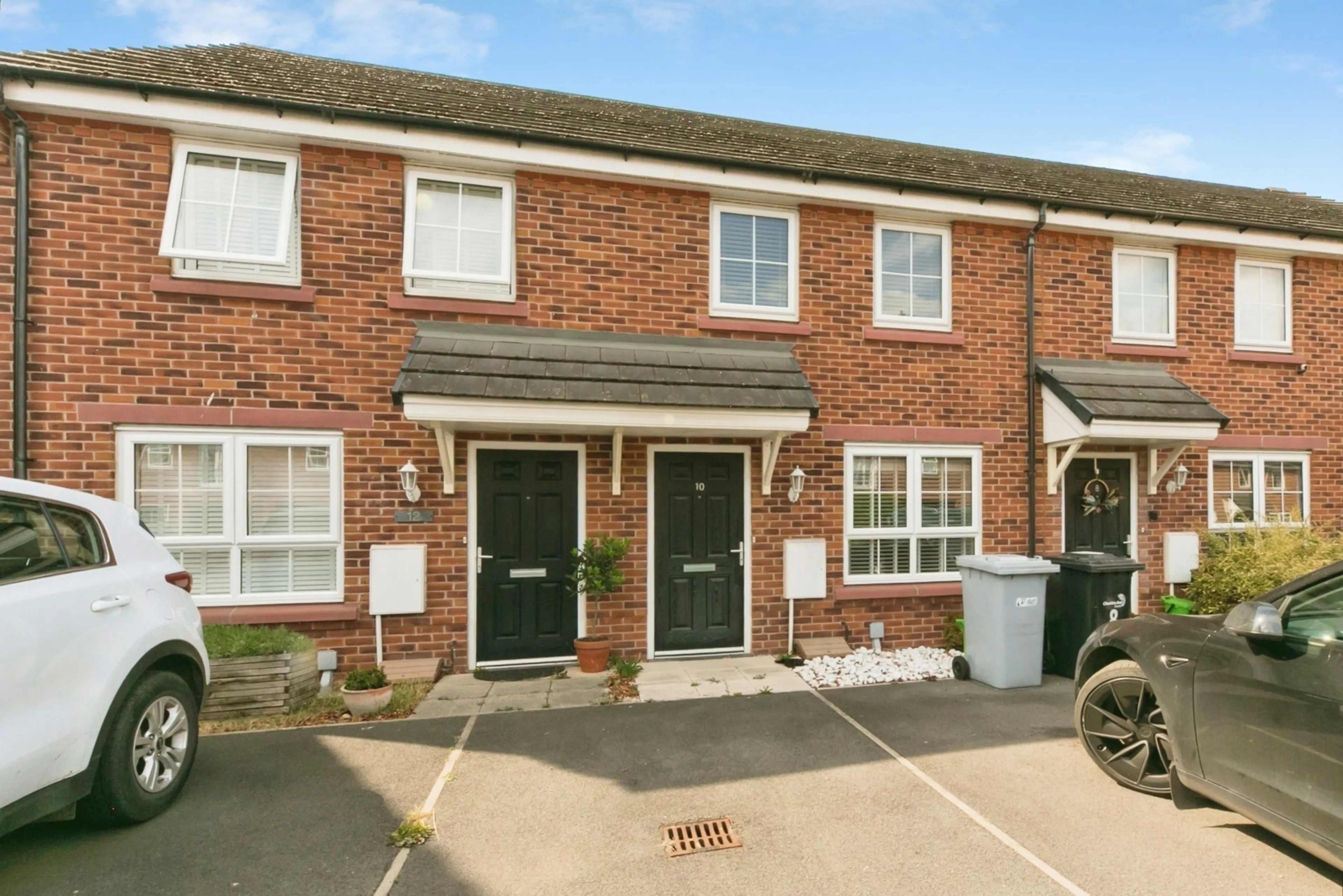 Property photo 0