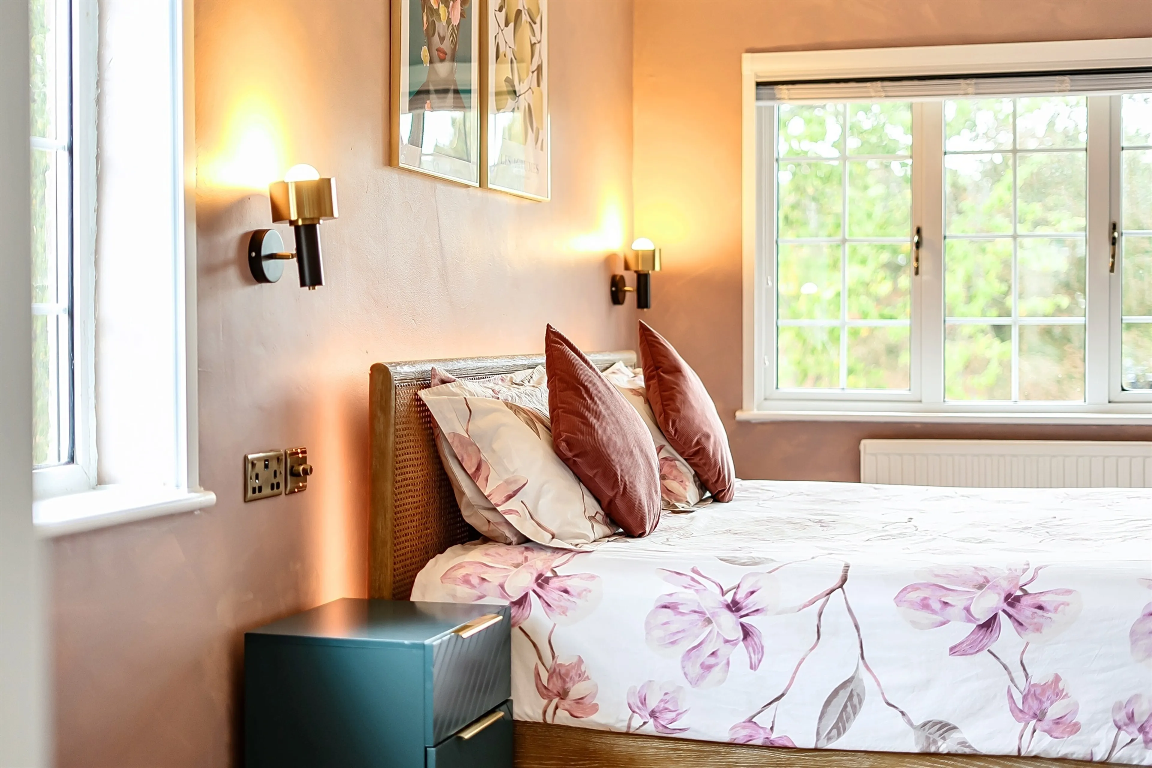 Property at Caledon Road, London Colney, St. Albans