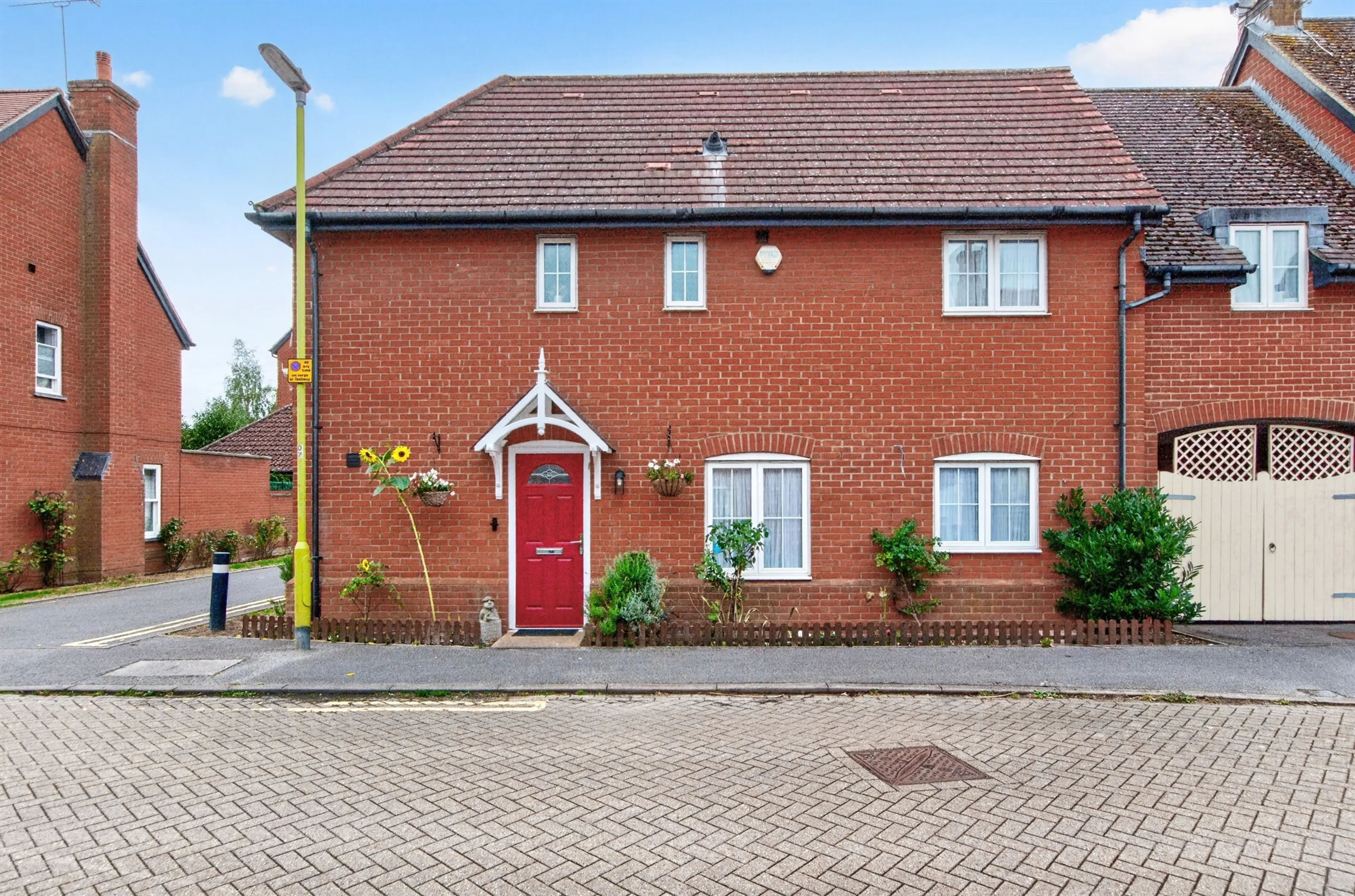 Property at Fillingham Way, HATFIELD