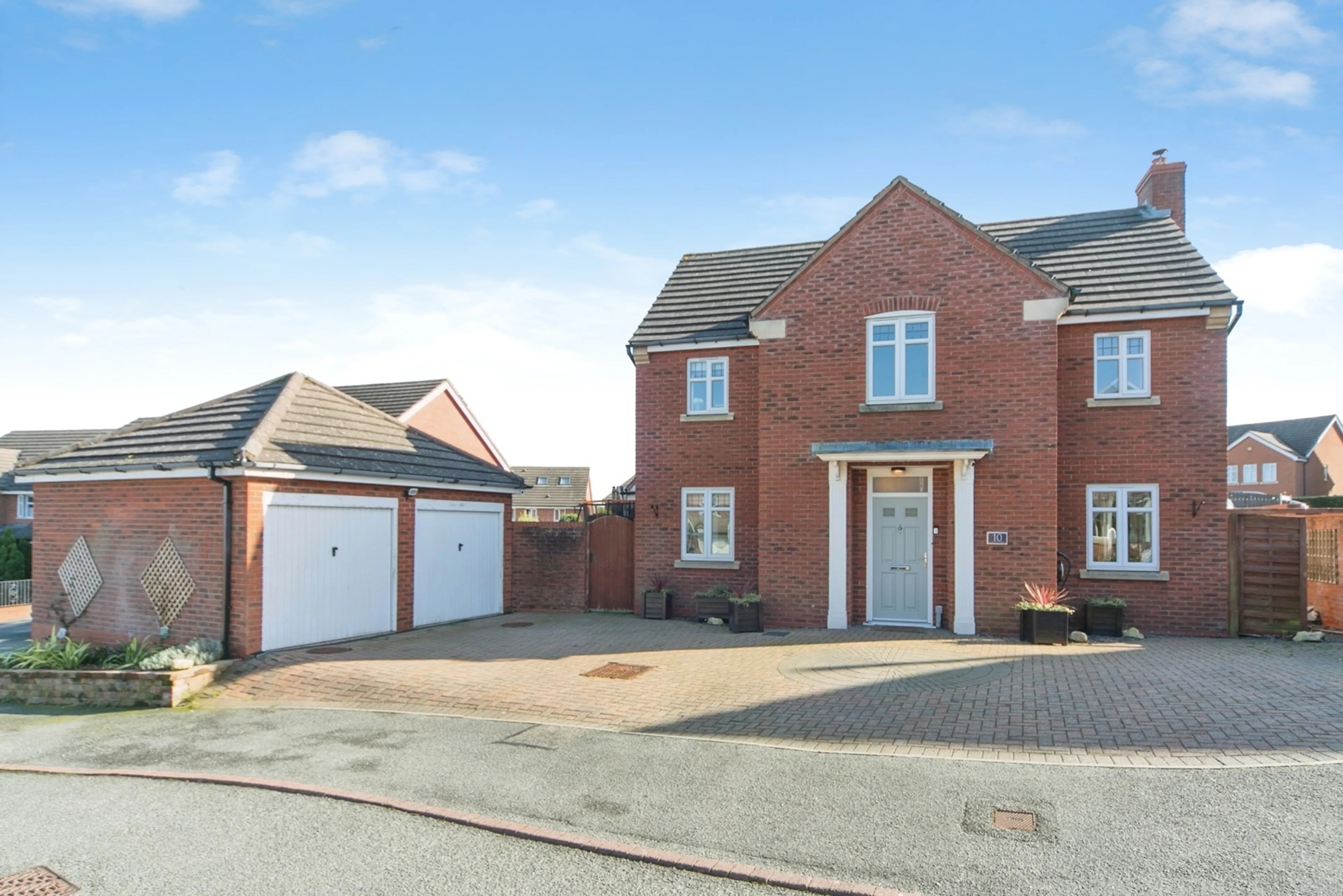 Property photo 0