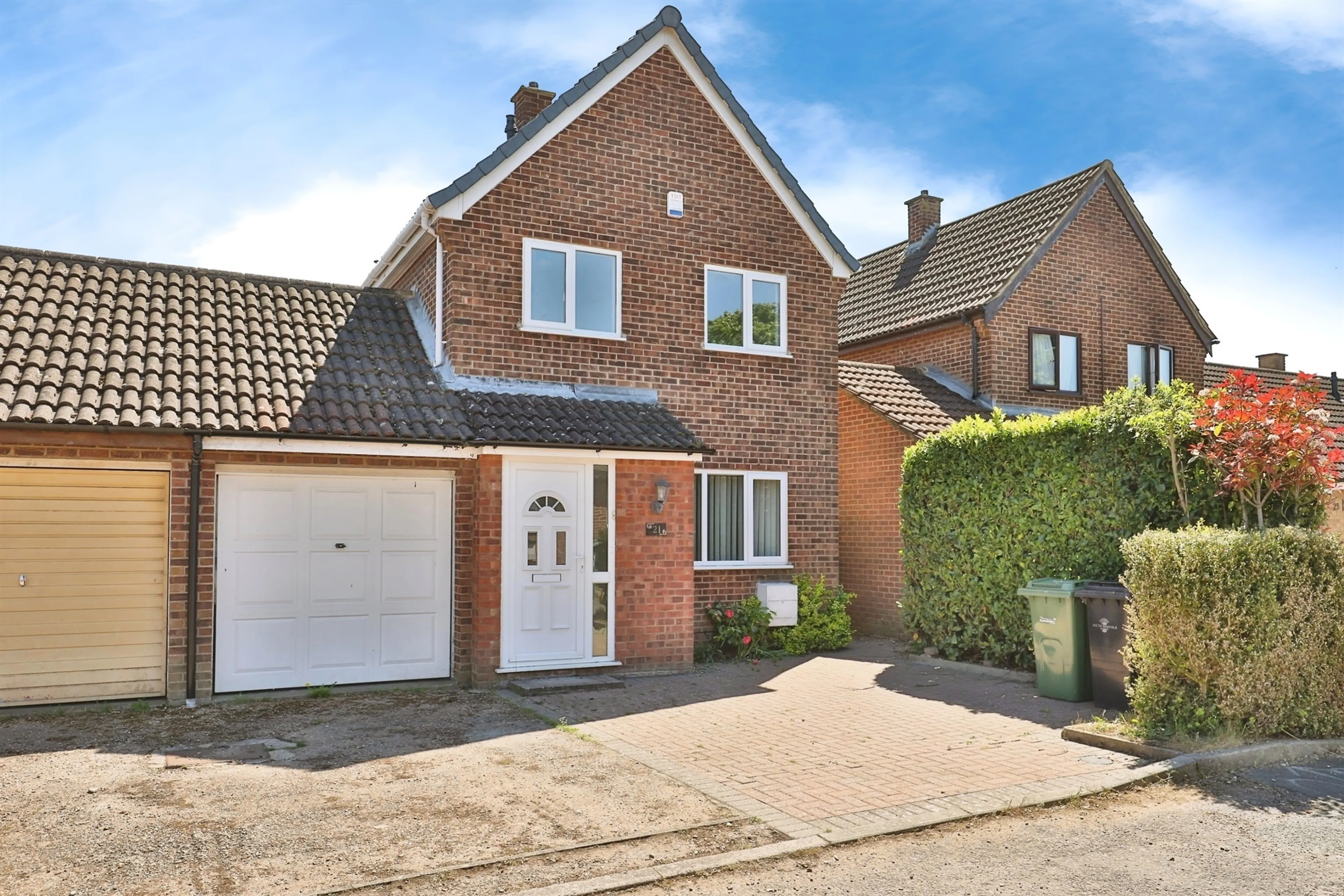Property photo 0