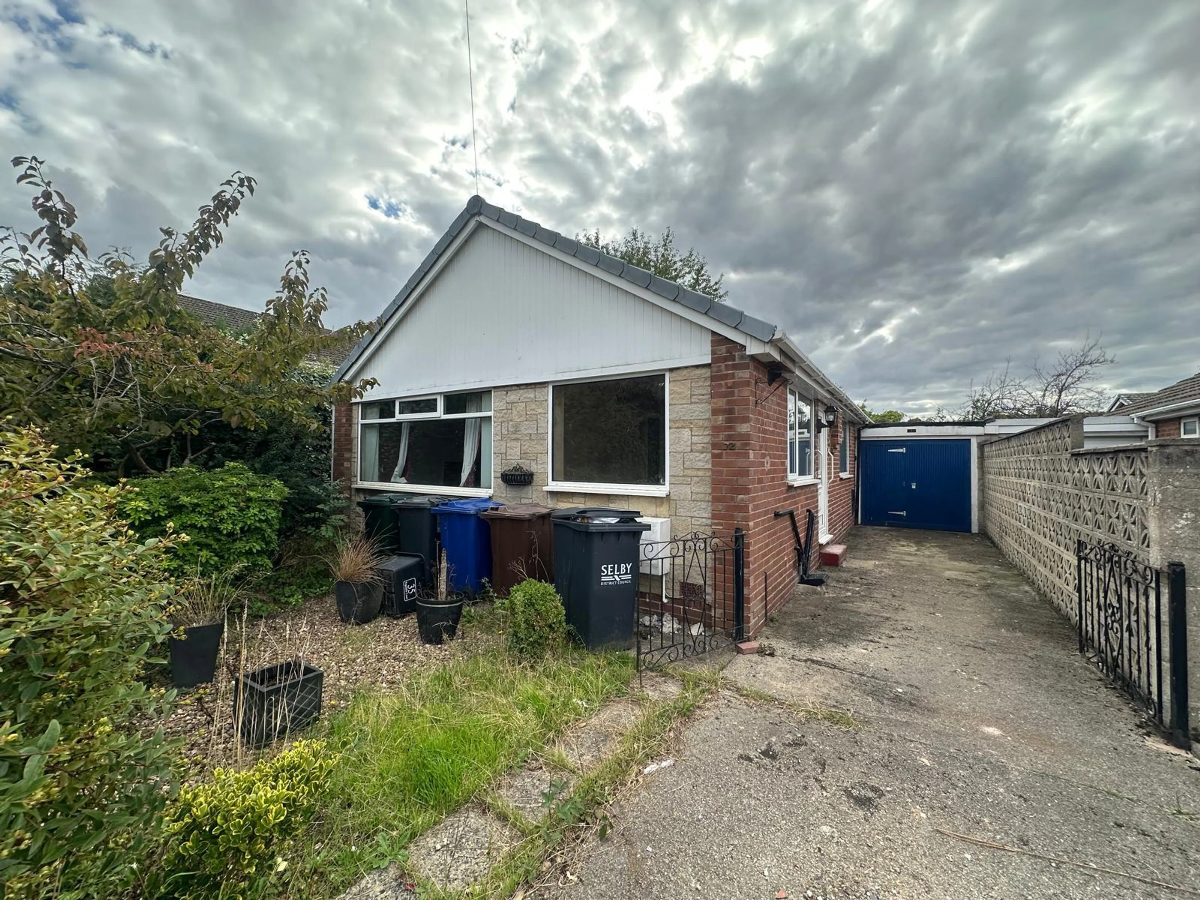 Property photo 0