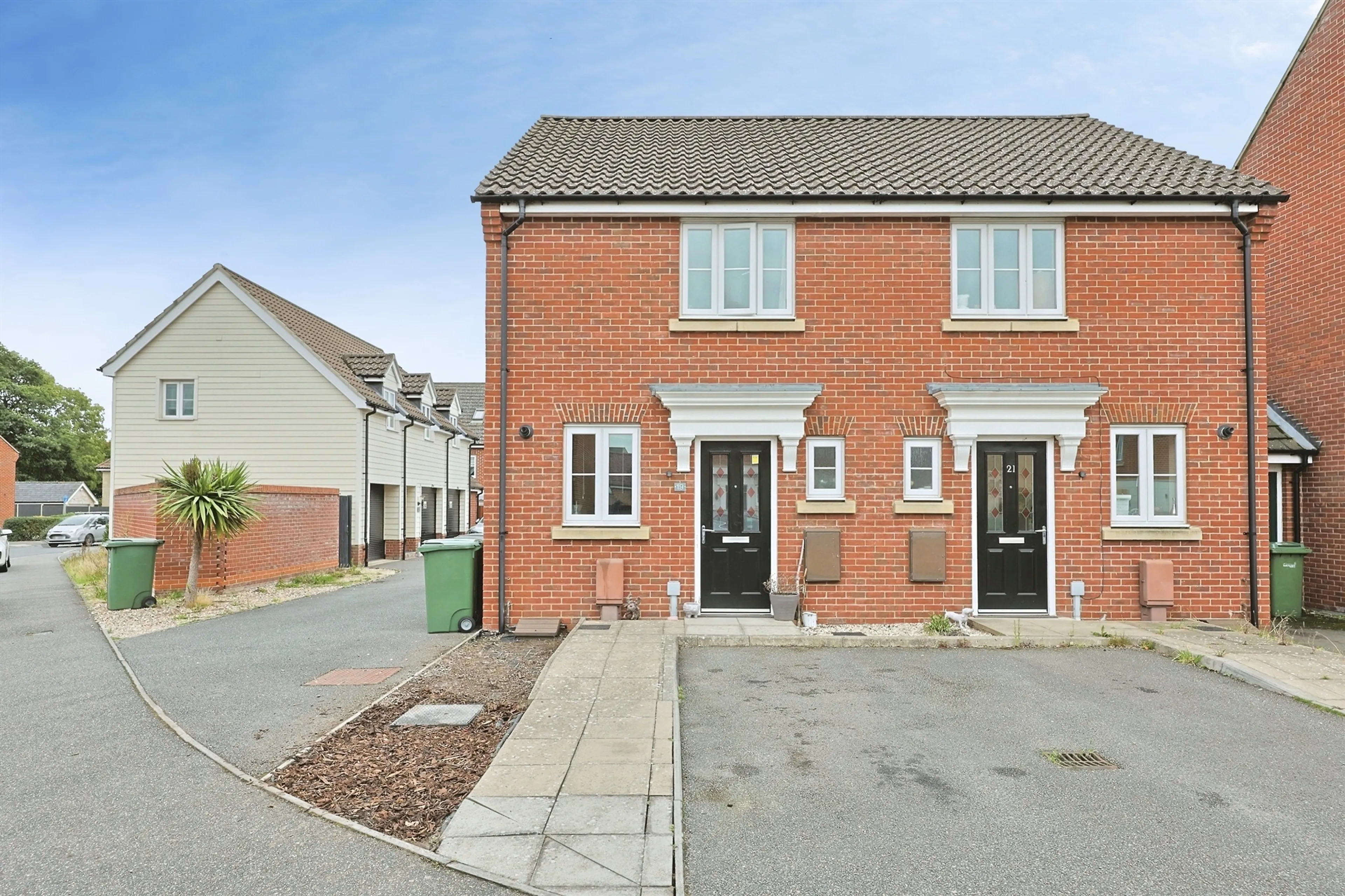 Property photo 0