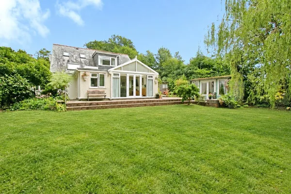Trethurffe Villas, Ladock, Truro, Cor...