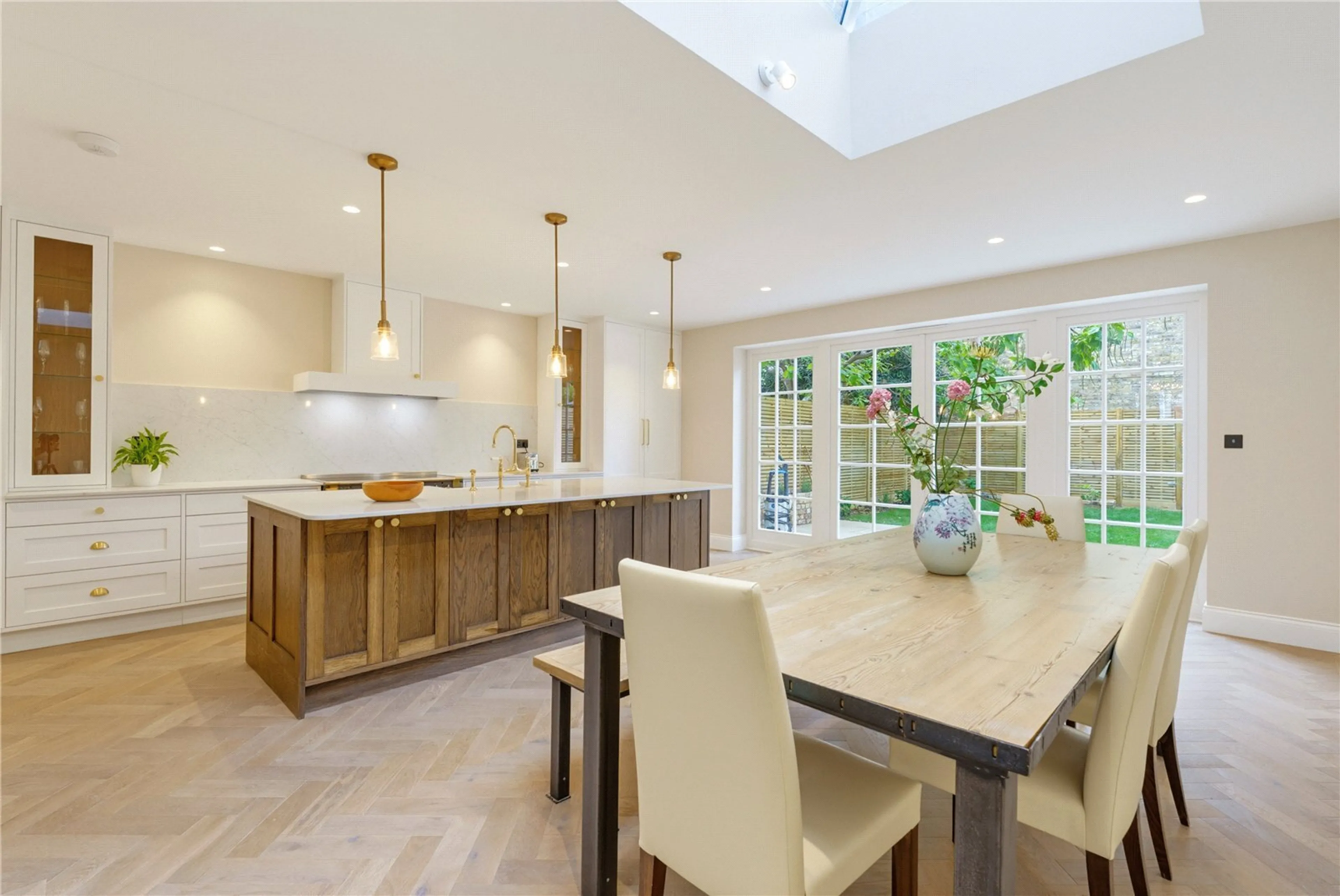 Property at Ritherdon Road, London, SW17