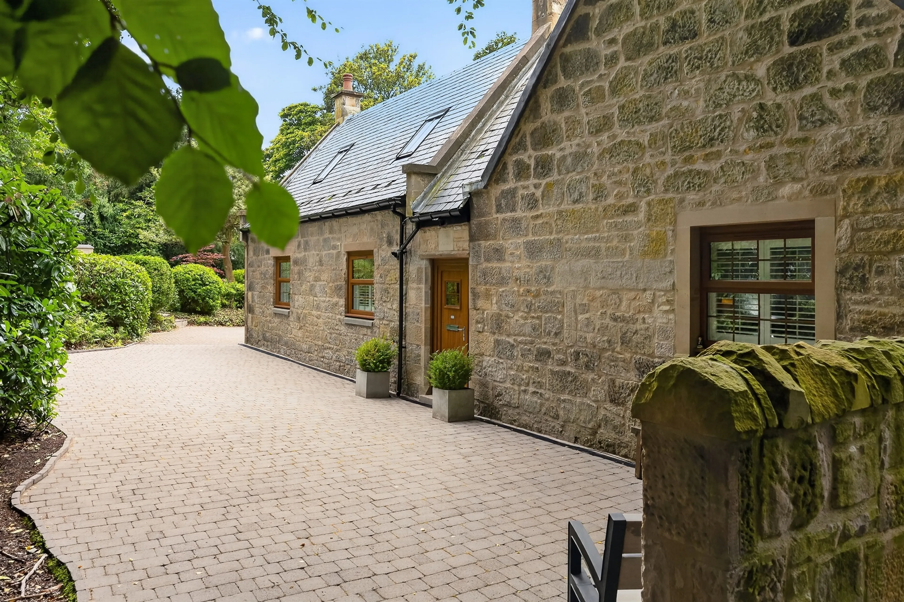 Property at Linnpark Gardens, Johnstone