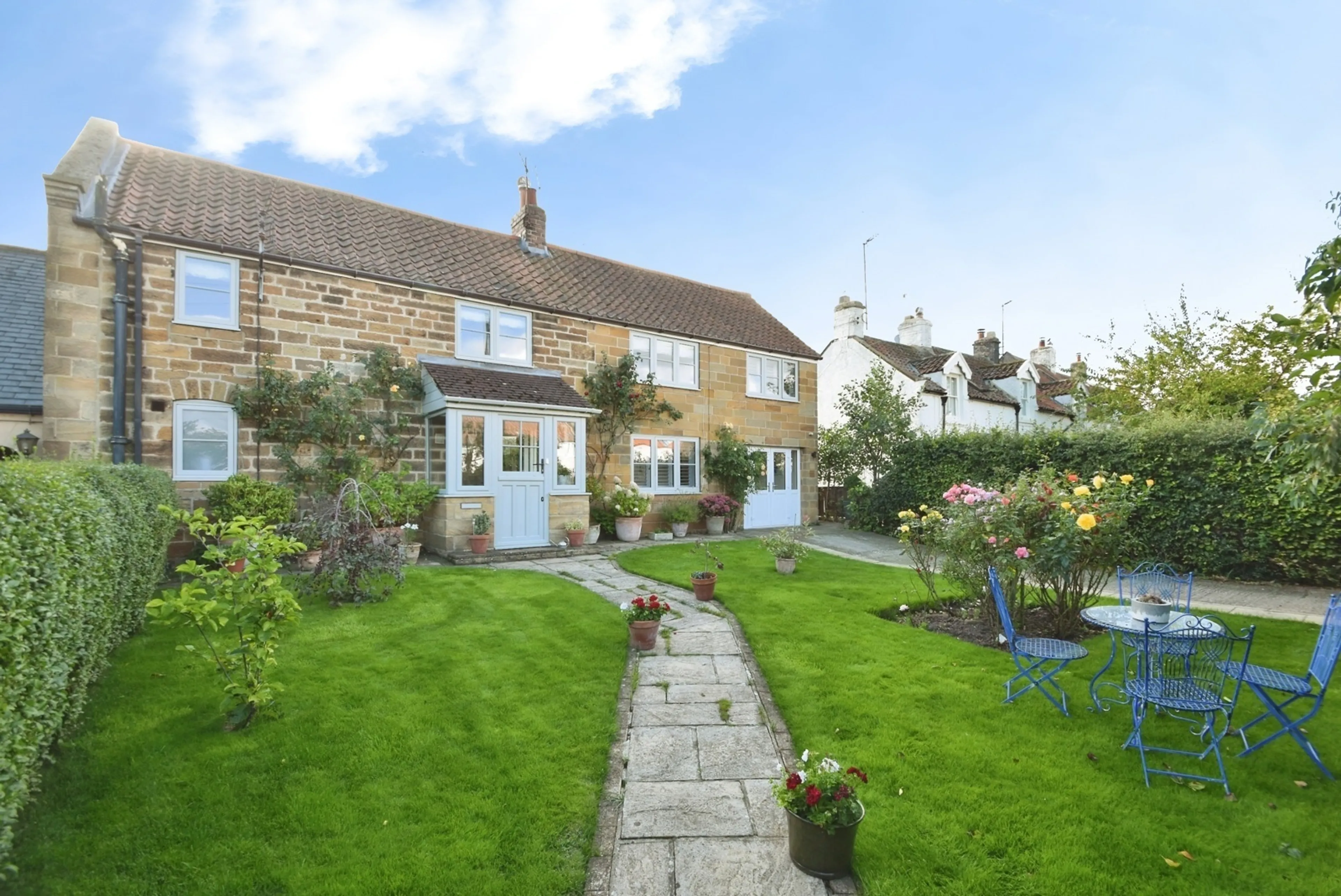 Property photo 0