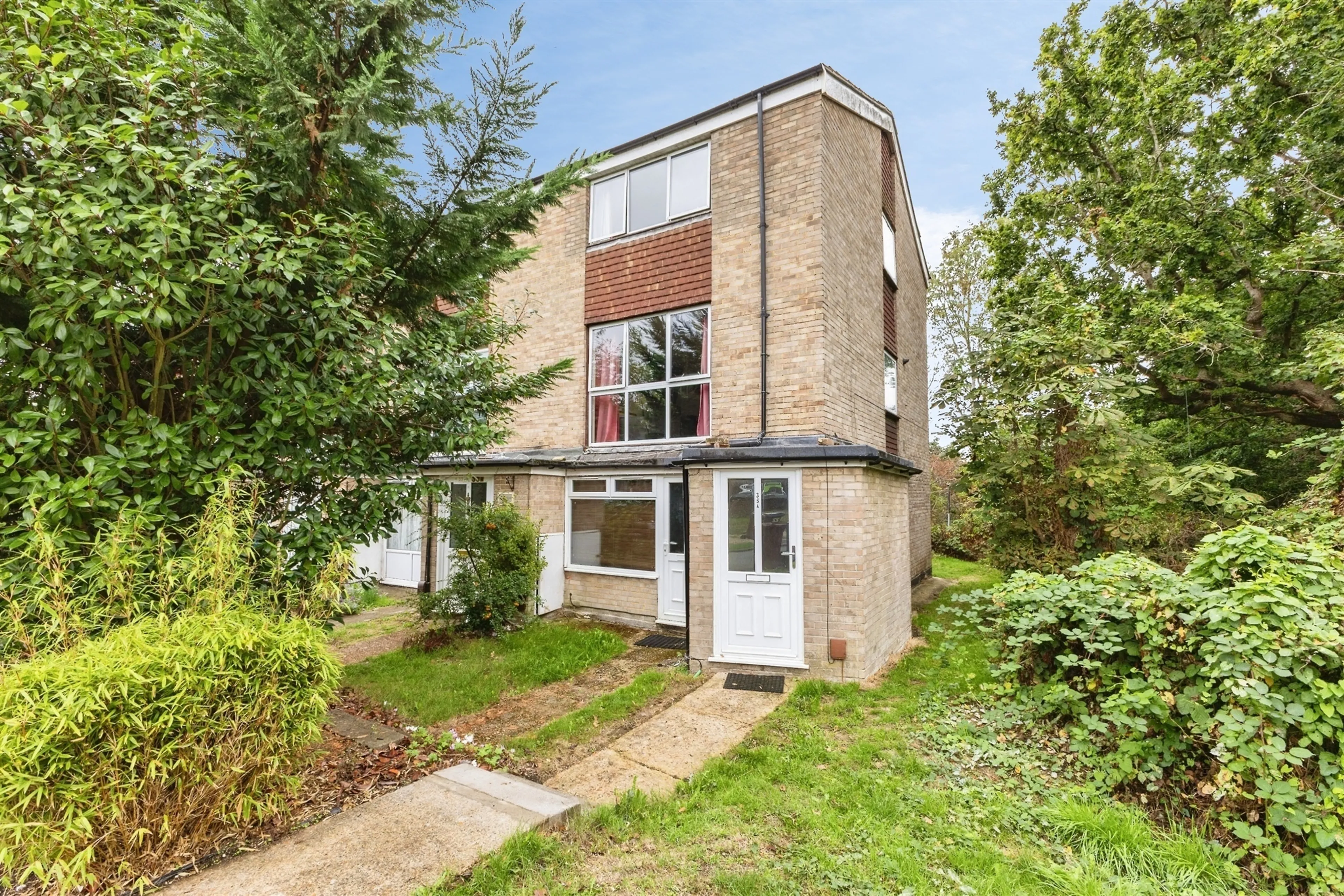 Property photo 0