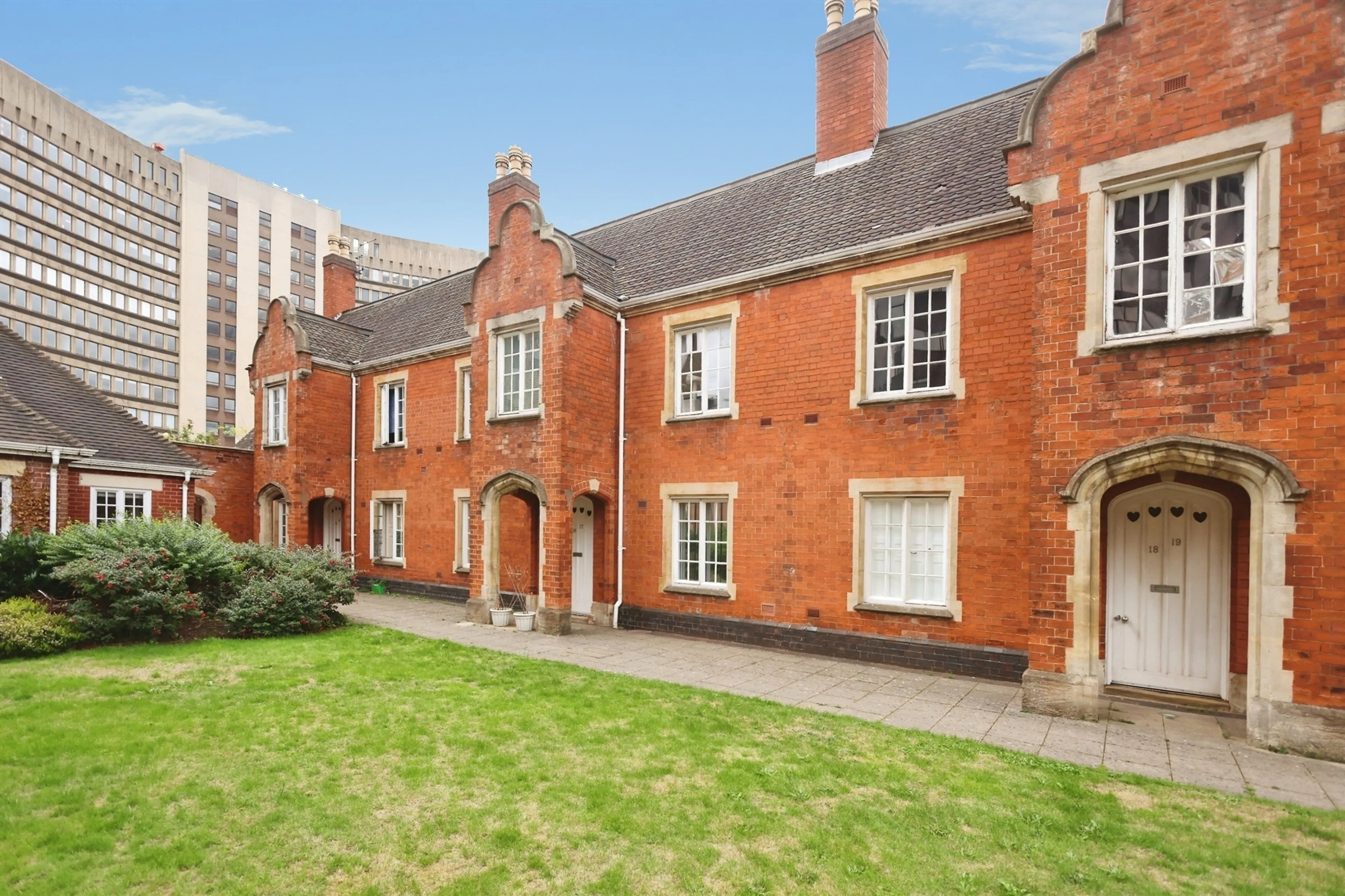 Property photo 0