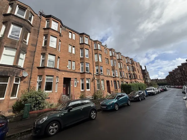 Kennoway Drive, Thornwood