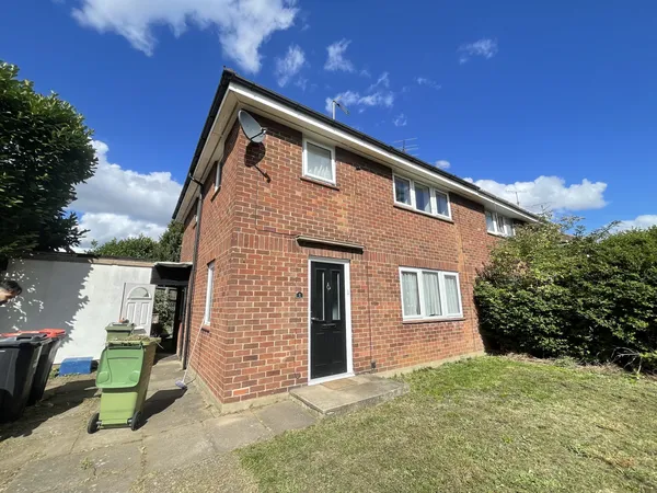 Birchfield Grove, Bletchley MK2