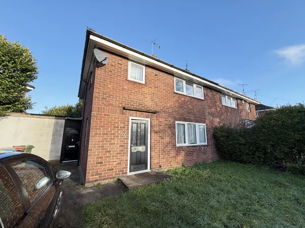 Birchfield Grove, Bletchley MK2