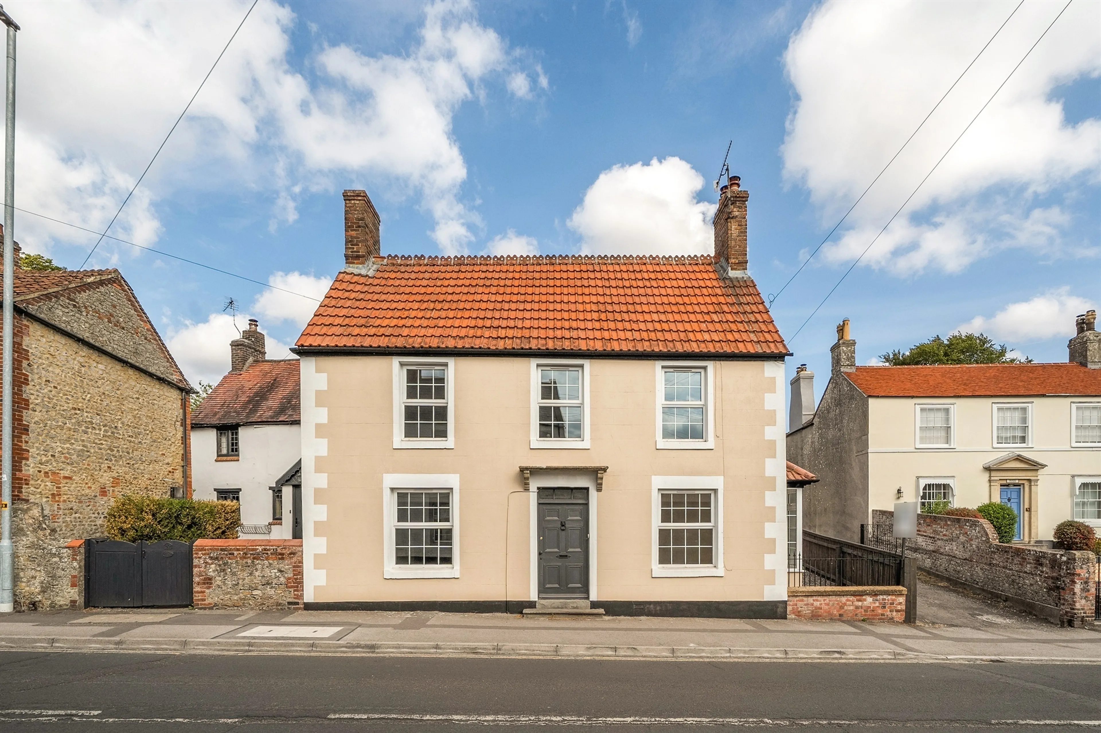 Property photo 0