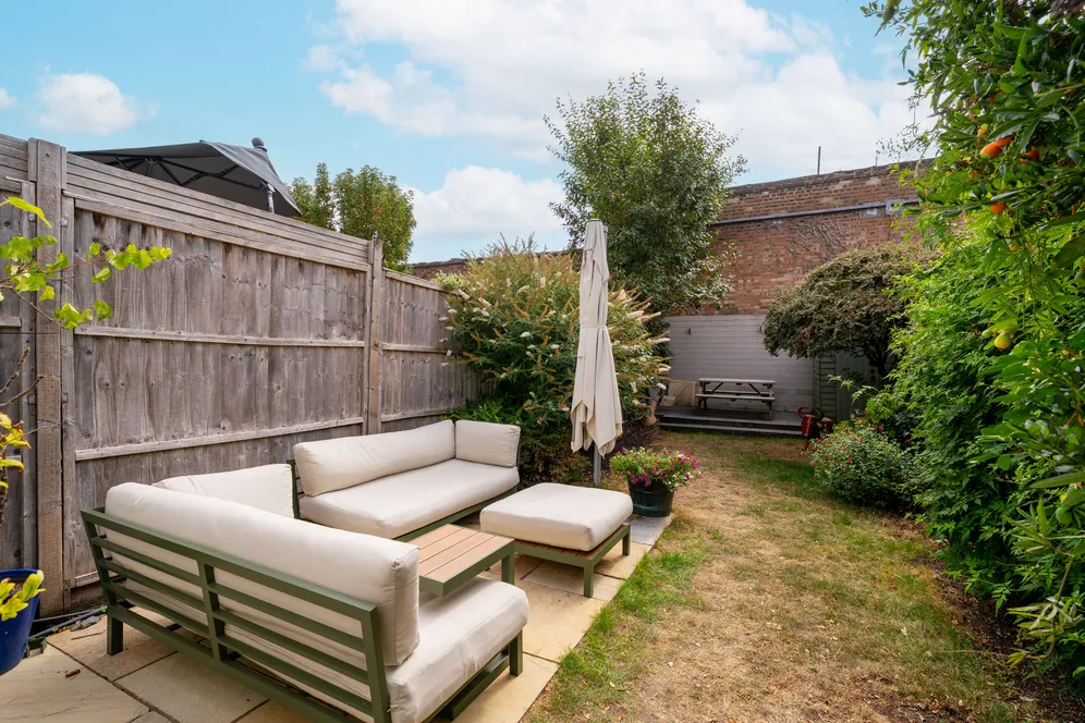 31 Vanderbilt Road, London, SW18 photo 4
