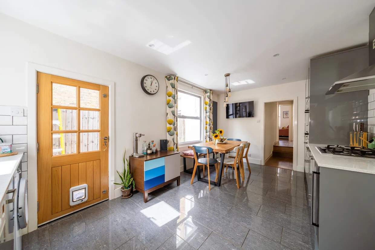 31 Vanderbilt Road, London, SW18 photo 6