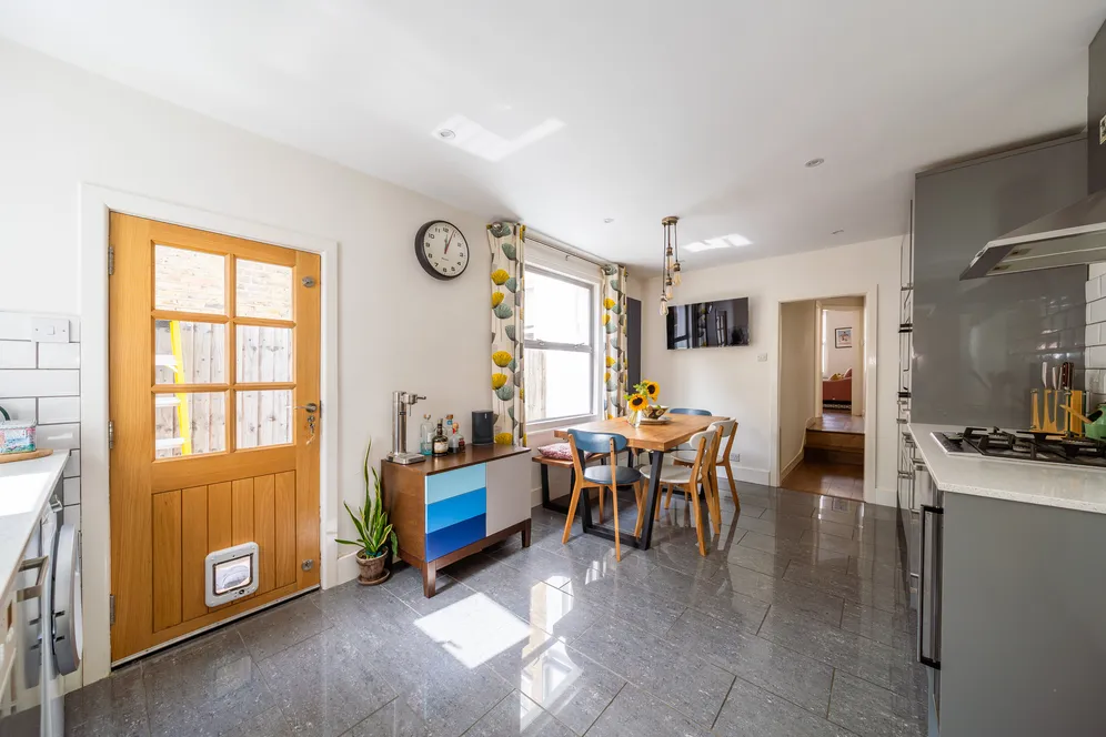 31 Vanderbilt Road, London, SW18 photo 6