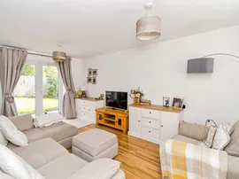 Moore Close, Abbottswood, Romsey thumb 2