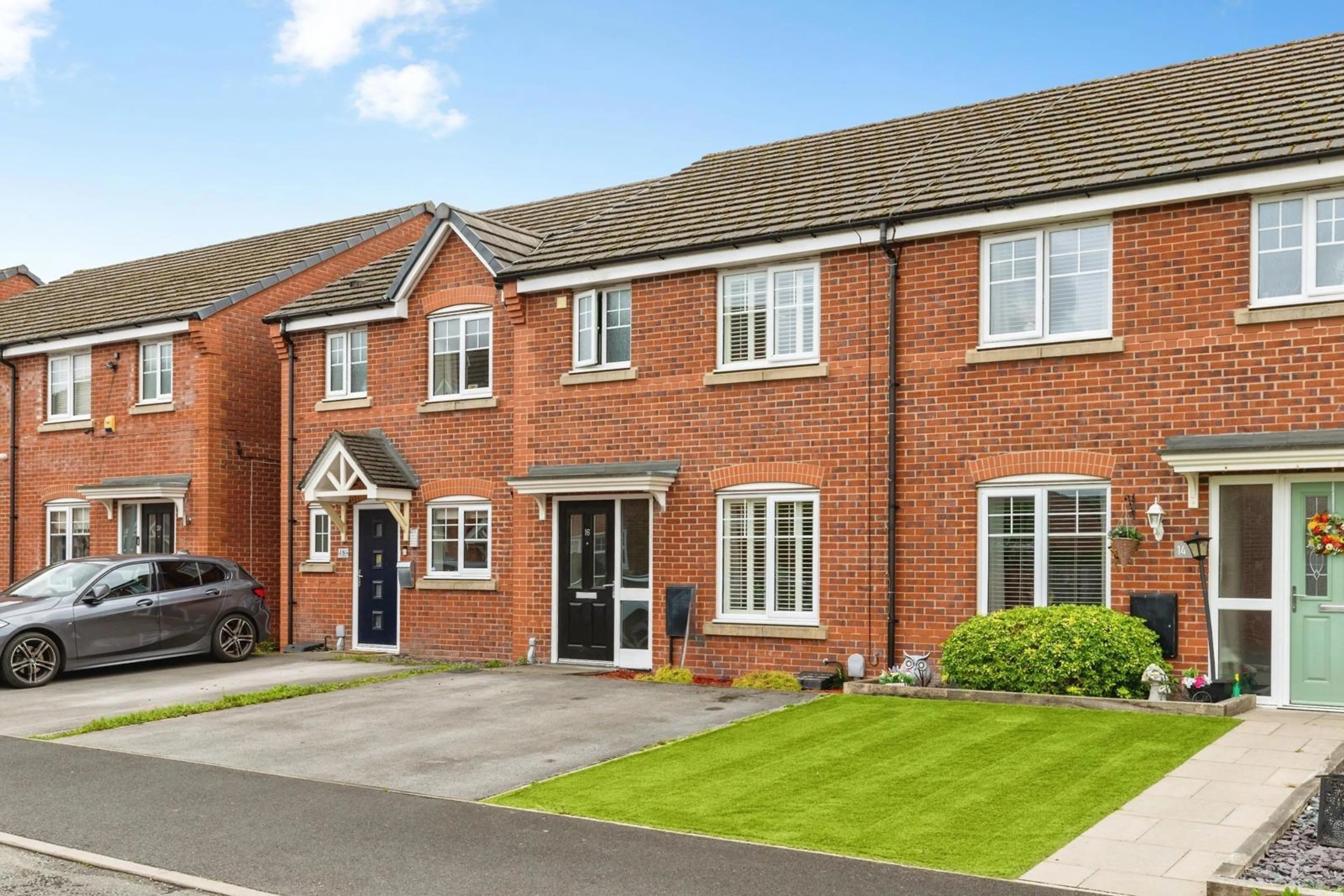 Property photo 0