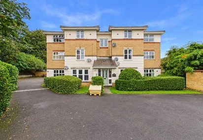 De La Warre Court, St. Annes Park, Bristol