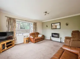 Normanby Road, Thealby, Scunthorpe thumb 3