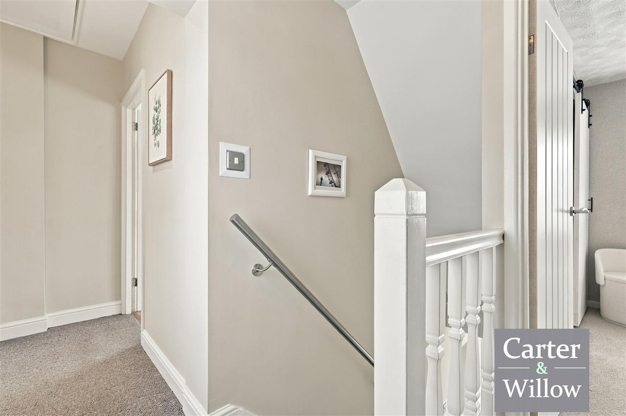 Raydons Road, Dagenham, Essex Image 16
