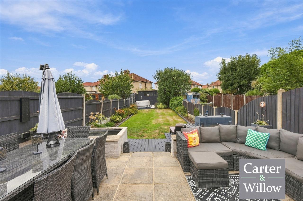 Raydons Road, Dagenham, Essex Image 26