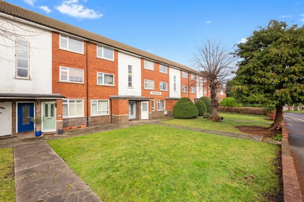 Grange Road, SUTTON