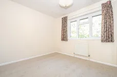 Keats Avenue Redhill RH1 photo 5