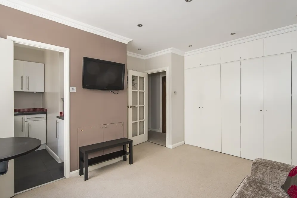 Sloane Avenue Mansions, Sloane Avenue London SW3 photo 4