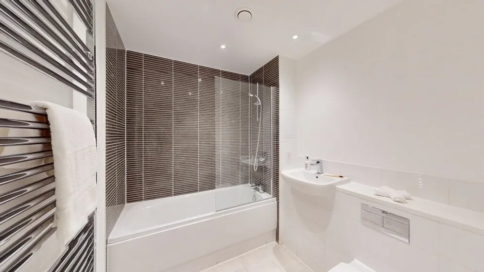 Wotton Court 2 Rolfe Terrace SE18 photo 8