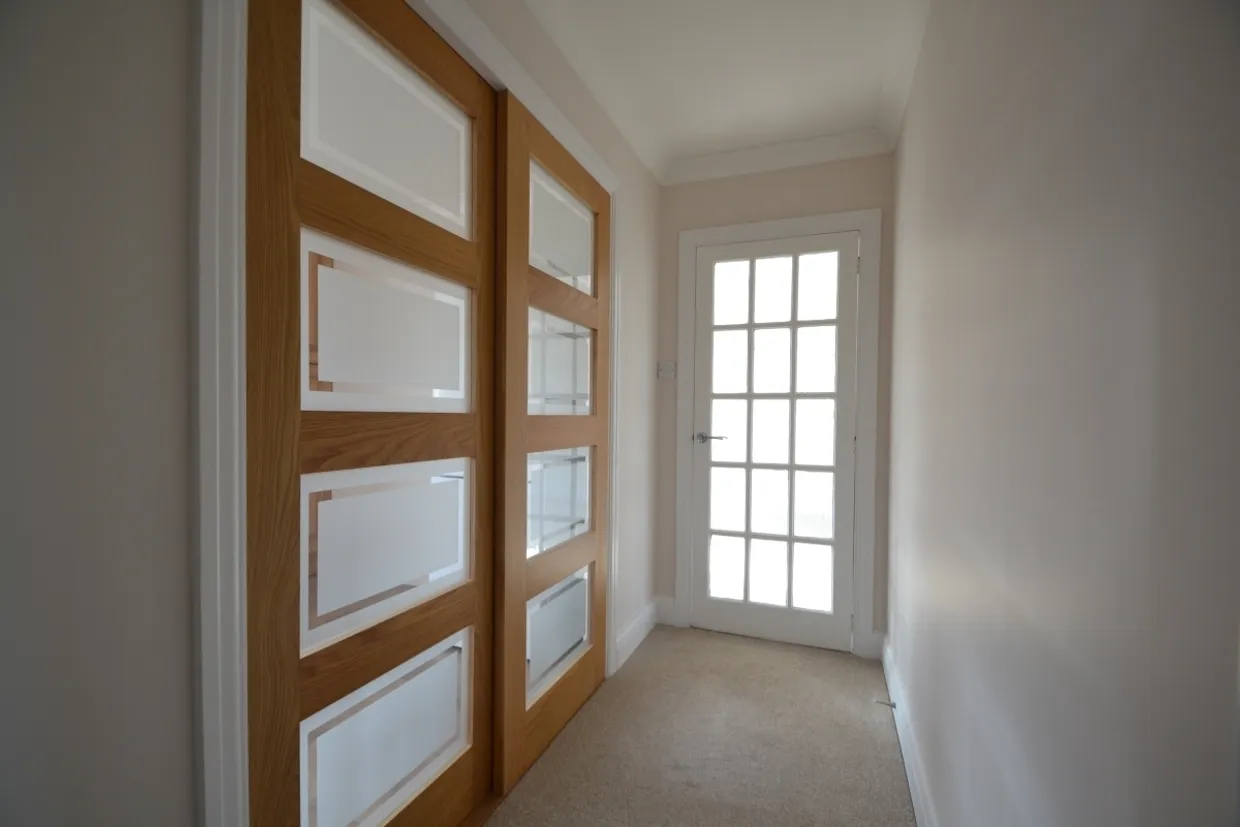 Grosvenor Drive Maidenhead SL6 photo 8