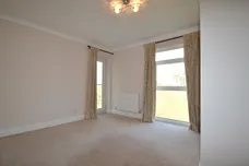 Grosvenor Drive Maidenhead SL6 photo 11