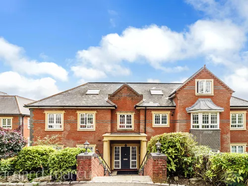 St. Monicas Road, Kingswood, TADWORTHphoto