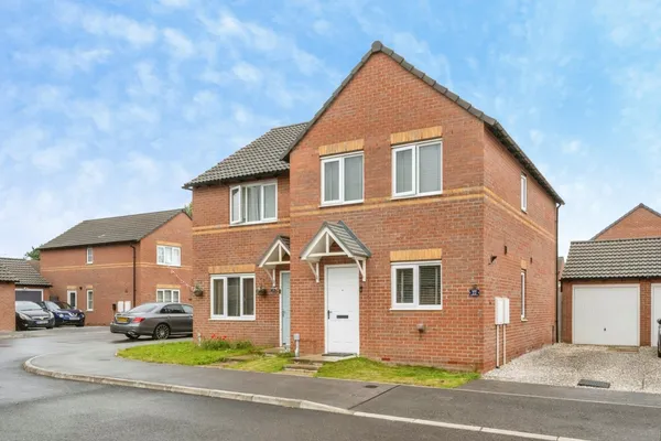 High Hazel Grove, DONCASTER, South Yo...